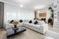 Dom 5 pokojów 217 m² Piaseczno, Polska