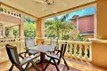 Condo z 2 sypialniami 106 m² West Bay, Honduras