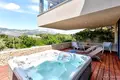 Dom 3 pokoi 341 m² Zrnovo, Chorwacja