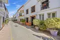 4 bedroom house 225 m² Dos Hermanas, Spain