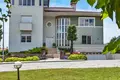 Квартира 2 комнаты 1 128 м² Бейликдюзю, Турция