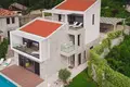 3 bedroom villa 450 m², Montenegro