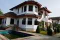 Villa de 6 chambres 397 m² Rawai, Thaïlande