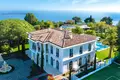 Villa 8 bedrooms 800 m² in France, France