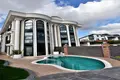 Villa 7 chambres 510 m² Buyukcekmece, Turquie