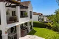 3 bedroom house 220 m² Dos Hermanas, Spain