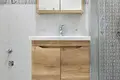 2 bedroom apartment 81 m² Petrovac, Montenegro