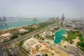 Kompleks mieszkalny Luxury residence Marina Arcade Tower with lounge areas and picturesque views, Dubai Marina, UAE
