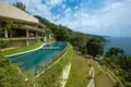 villa de 5 dormitorios 2 500 m² Kamala, Tailandia