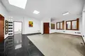 Коммерческое помещение 4 комнаты 150 м² в Варшаве, Польша