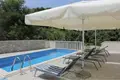 Dom 5 pokojów 230 m² Splitska, Chorwacja