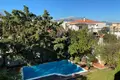 4 room house 305 m² in Regional Unit of Central Athens, Greece