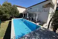 3 bedroom house 179 m² Banjol, Croatia