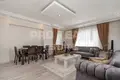 Mieszkanie 4 pokoi 165 m² Muratpasa, Turcja