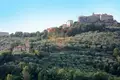 Propiedad comercial 800 m² en Gualdo Cattaneo, Italia