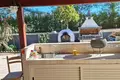 4 bedroom Villa 200 m² Moniatis, Cyprus