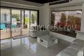 Villa de tres dormitorios 225 m² Rawai, Tailandia