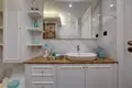Квартира 5 комнат 200 м² Мезитли, Турция