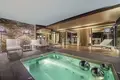 Chalet 5 bedrooms  in Courchevel, France