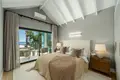 5 bedroom villa 461 m² Marbella, Spain