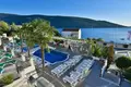 Commercial property 1 470 m² in Herceg Novi, Montenegro