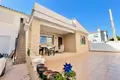 Haus 5 Schlafzimmer 209 m² Dos Hermanas, Spanien