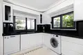 Villa de 4 dormitorios 350 m² Kargicak, Turquía