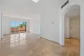 Mieszkanie 2 pokoi 138 m² Bel Air, Hiszpania