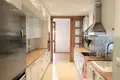 Mieszkanie 4 pokoi 156 m² Warszawa, Polska