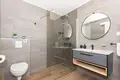 4 bedroom house 220 m² Grad Omis, Croatia