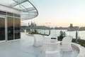 Квартира 2 комнаты 77 м² Дубай, ОАЭ