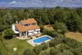 4 bedroom house 240 m² Grad Porec, Croatia