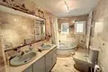 Haus 5 Schlafzimmer 345 m² Dos Hermanas, Spanien