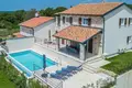 4-Schlafzimmer-Villa 350 m² Poreč, Kroatien