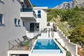 Hotel 720 m² en Opcina Podgora, Croacia