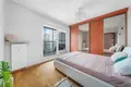 Propiedad comercial 3 habitaciones 64 m² en Varsovia, Polonia