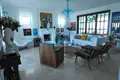 Villa de 4 dormitorios 600 m² Zygi, Chipre