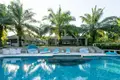 Villa 10 Schlafzimmer 1 637 m² Nyambu, Indonesien