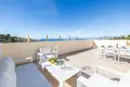 2-Schlafzimmer-Penthouse  Marbella, Spanien