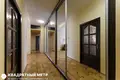 Mieszkanie 2 pokoi 62 m² Mińsk, Białoruś