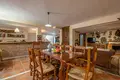 4 bedroom house 557 m² Dos Hermanas, Spain