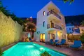 Wohnung 5 Schlafzimmer 350 m² Kalkan, Türkei