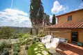 Propriété commerciale 900 m² à Volterra, Italie