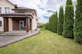 Cottage 381 m² Scomyslica, Belarus