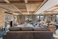 Chalet 5 bedrooms  in Les Allues, France