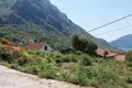Atterrir  Risan, Monténégro