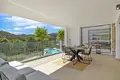 2 bedroom apartment 95 m² Estepona, Spain
