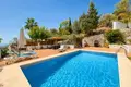 4 bedroom house 170 m² Dos Hermanas, Spain