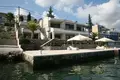 Вилла 4 спальни 300 м² Крашичи, Черногория