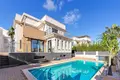 Willa 5 pokojów 296 m² Orihuela, Hiszpania